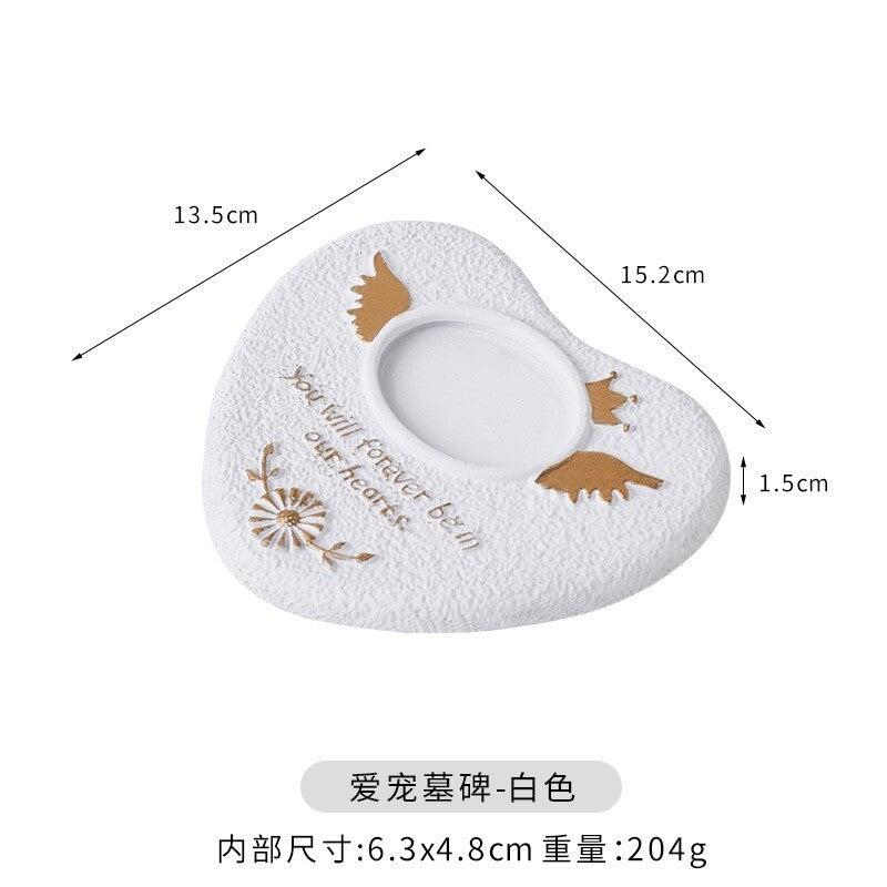 Stone-effect pet headstones 2