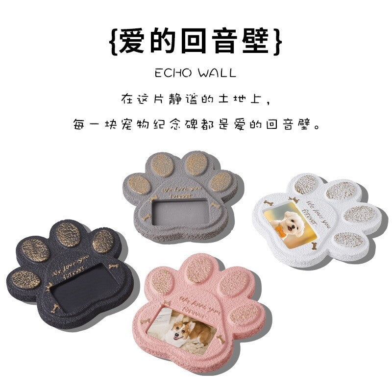 Stone-effect pet headstones